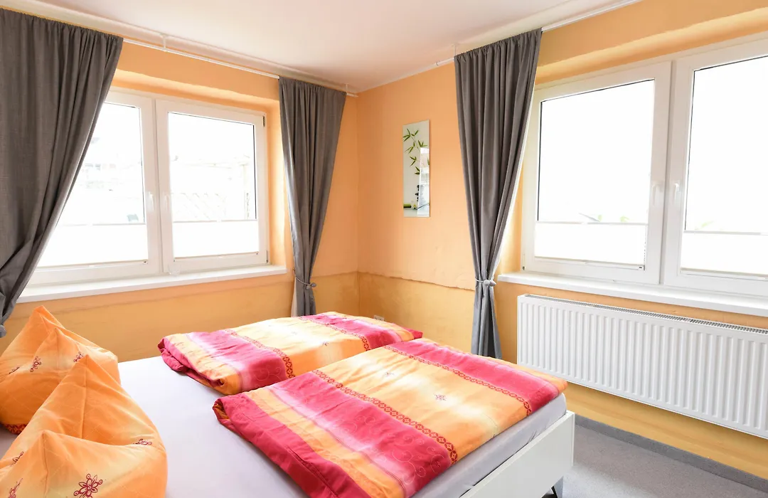 Haus Shiralee - Das Ferienhaus Warnemünde-1