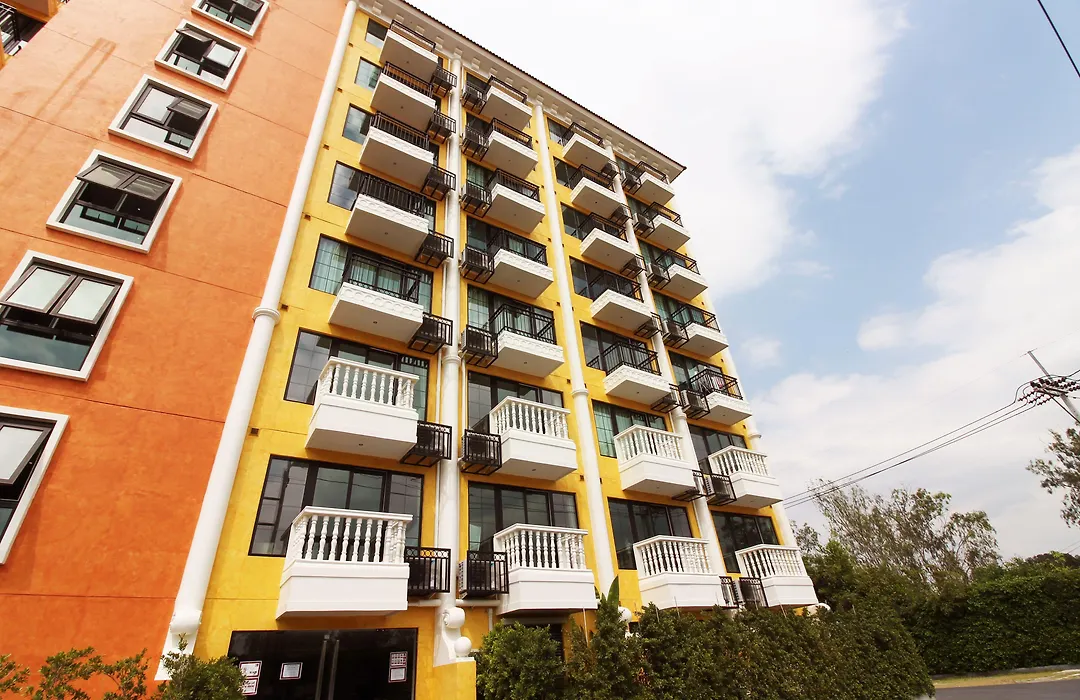 Venetian Resort Pattaya - Quiet Oasis - Huge Waterpark, Gym, Sauna & Kids Playground-1