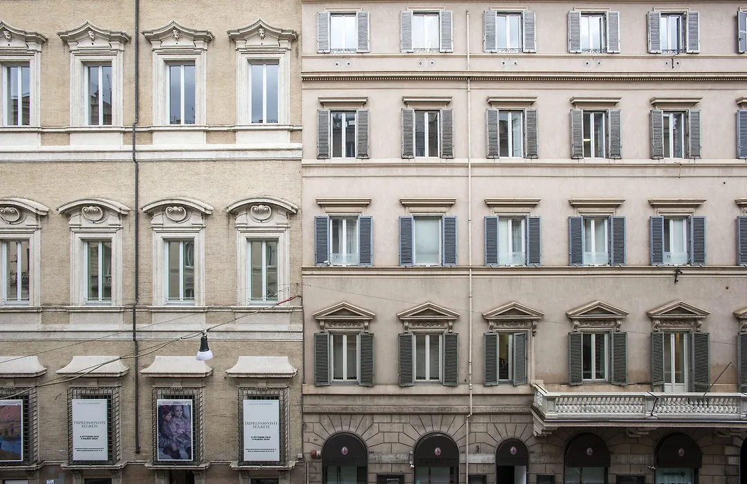 Amazing Piazza Venezia Suites-1