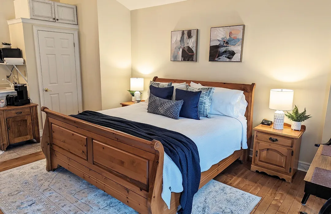 Suites On King-1