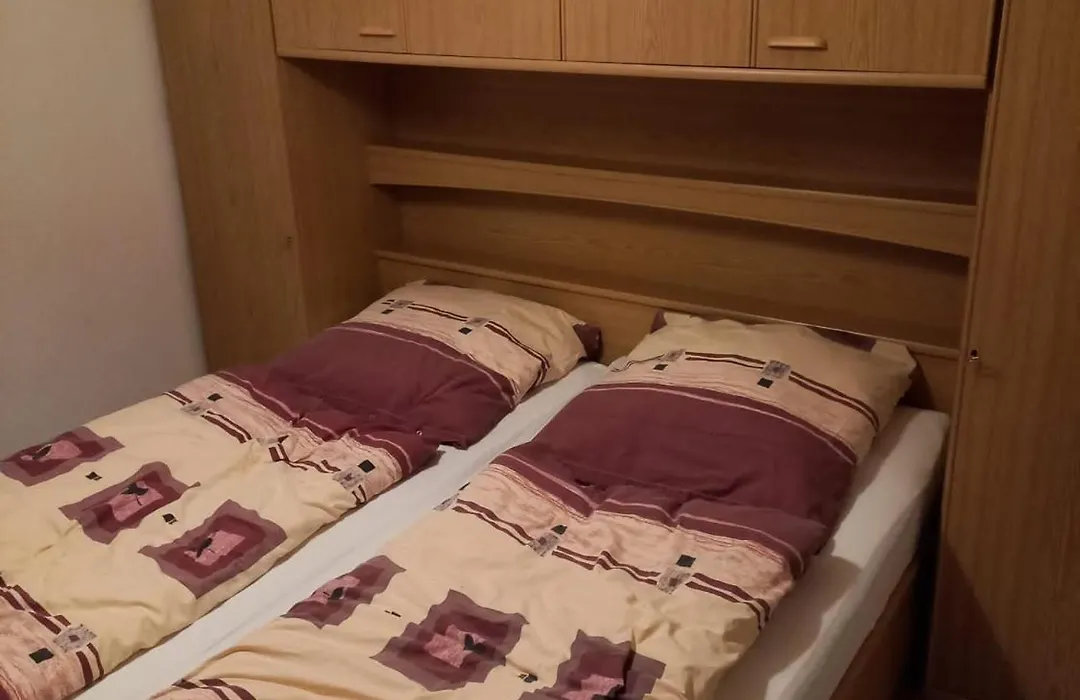 Ferienwohnung Seestern in Norddeich - direkt am Deich gelegen-1