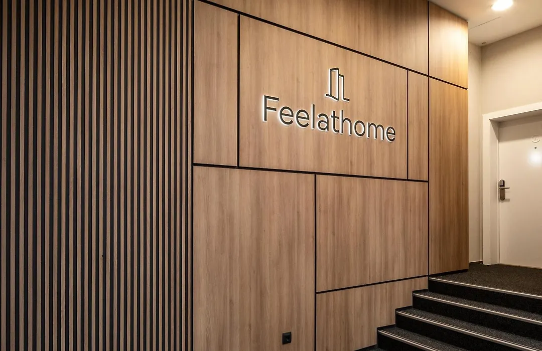 Feelathome Poblenou Beach Apartments-1
