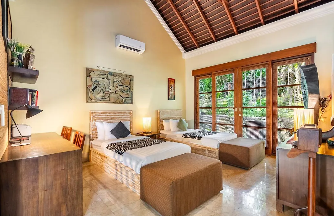Boutique Hotel Villa Cantik And Karma Beach Club-1