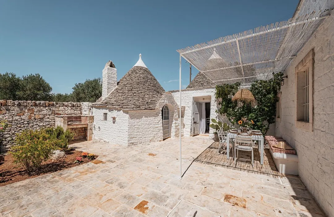 Trulli Pietra di Confine-1