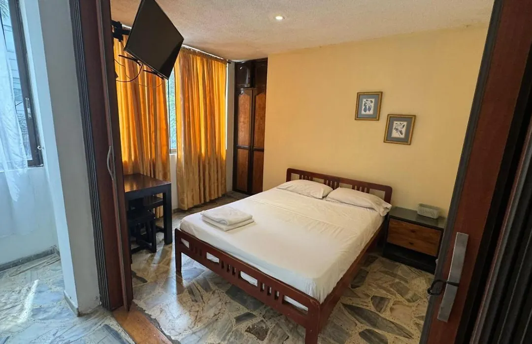 Hotel Montecarlo-1