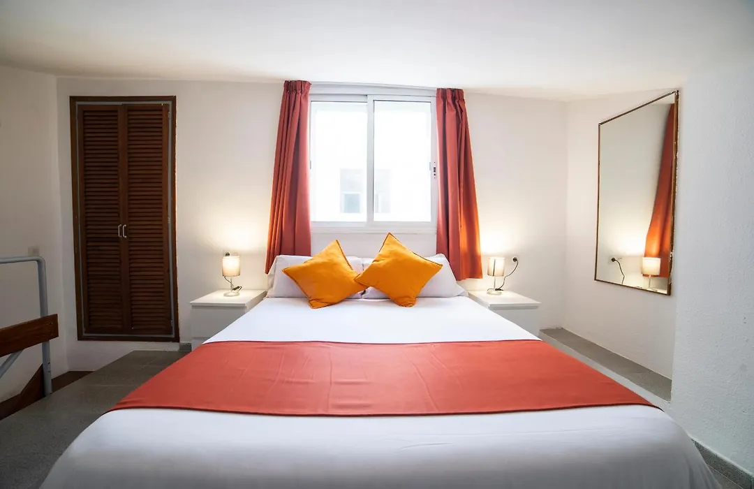 Apartaments Atzavara-1
