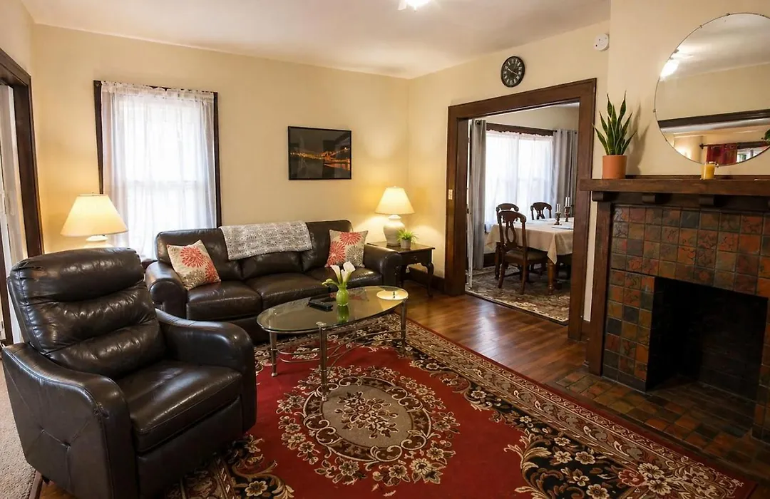 Spacious Frontier Park Apartment-1