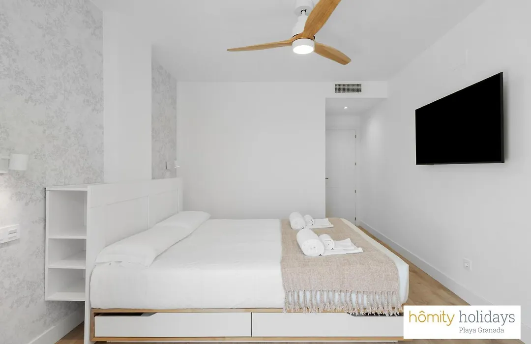 Homity Holidays - Playa Granada - Mar de Astrid-1