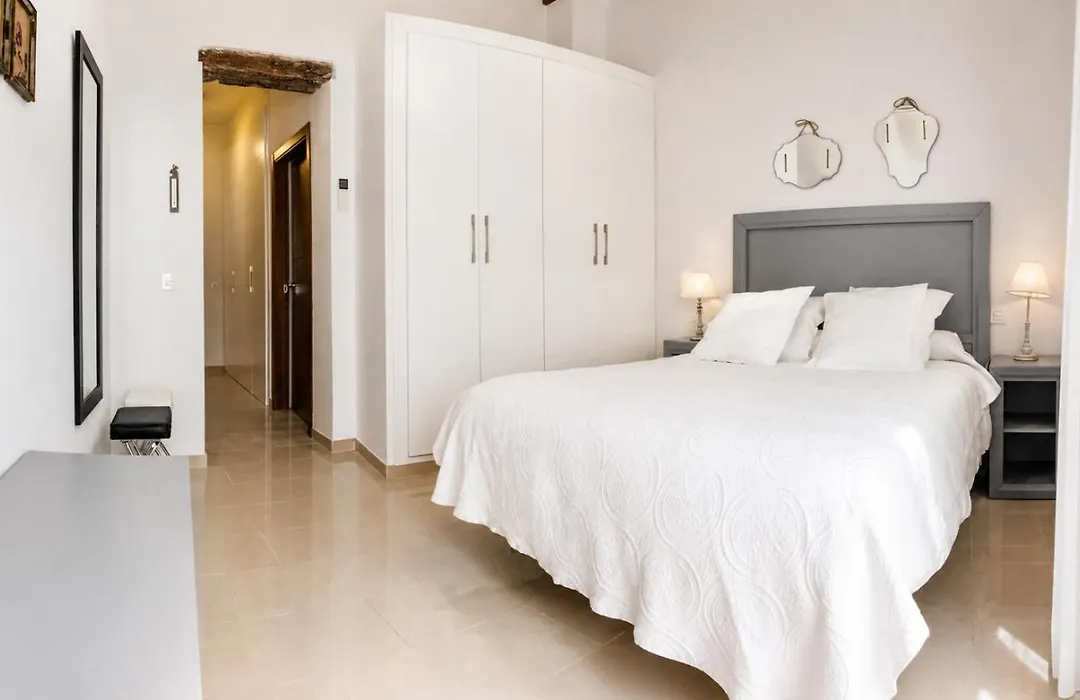 Apartamentos Plaza Nueva-1