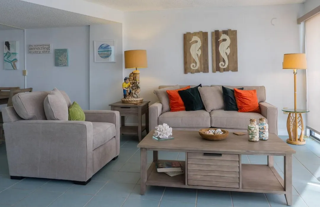 Oceanfront 5Th Floor Penthouse-1