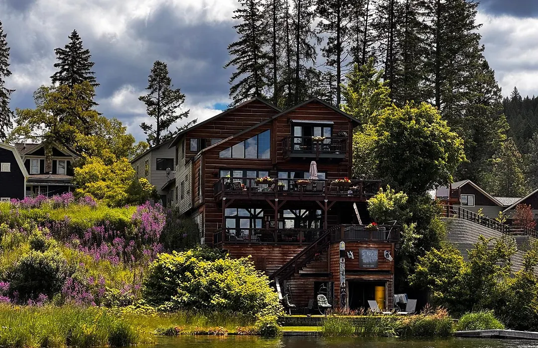 The Inn Bigfork Bay-1