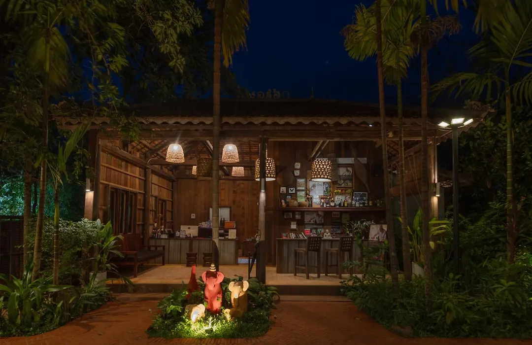 Isann Lodge-1