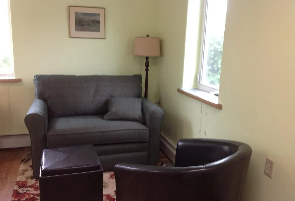 A Suite Alaskan Inn-1
