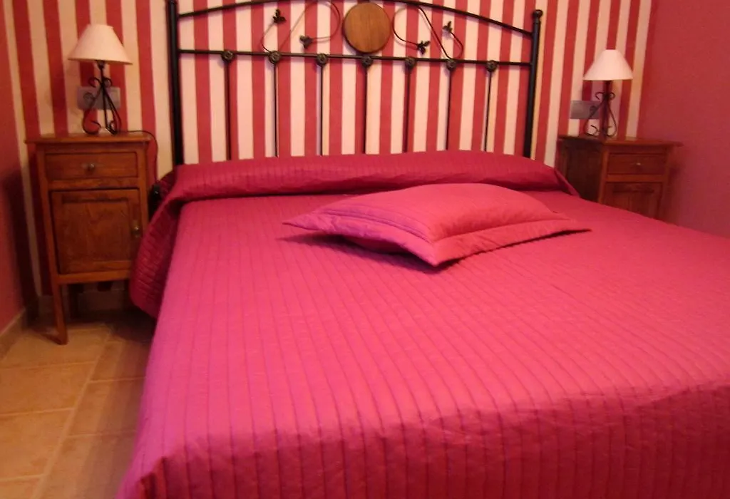 Apartamentos Almagro-1