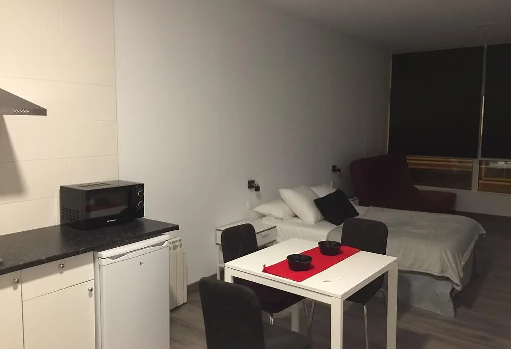 Room And Kitchen Bilbao-1