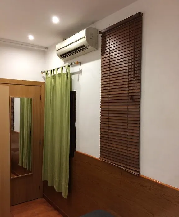 Estudios Pelayo Guest House-1