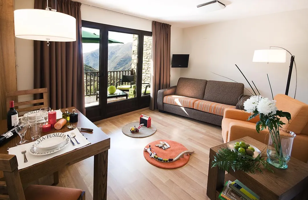 Apartaments Petit Saüc-1