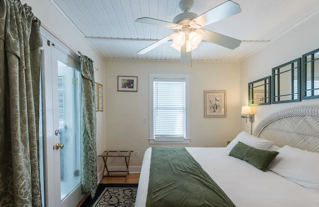 Amelia House-1