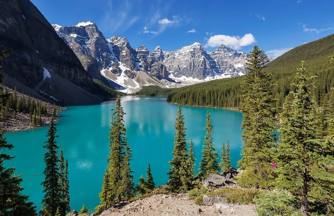 Moraine Lake Lodge-1