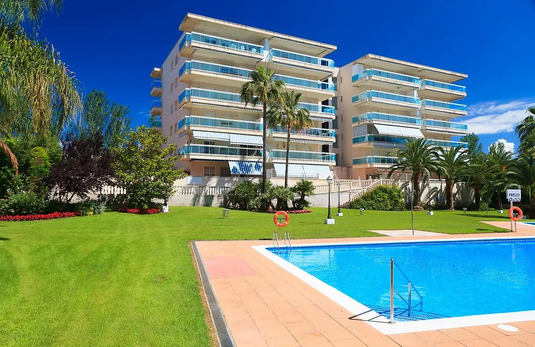 Uhc Village Park Apartments-1