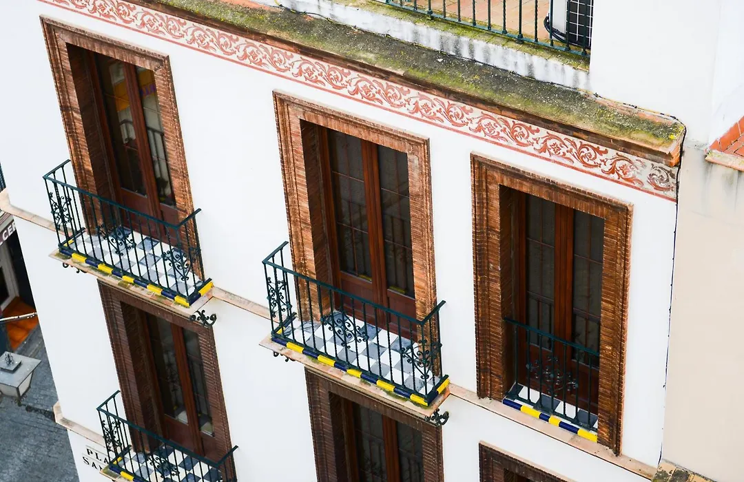 Rey De Sevilla Flats - Macarena-1