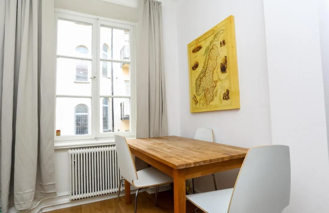 Apartdirect Sveavaegen-1