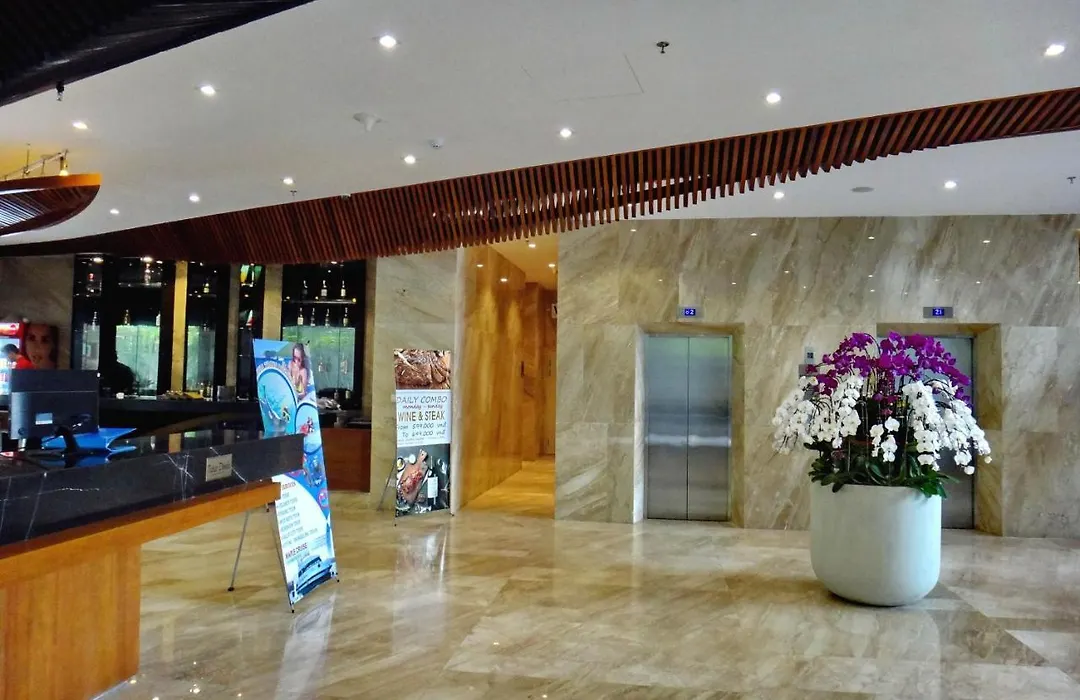 Holi Beach Hotel & Apartments-1