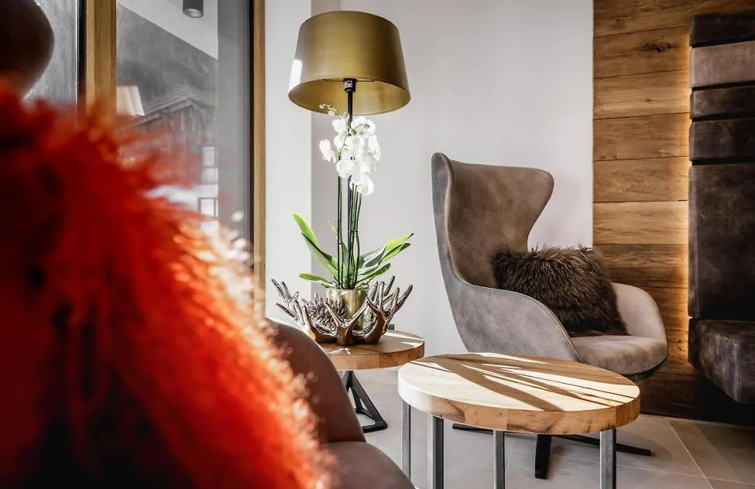 Alpinlounge Rätia Appartements-1