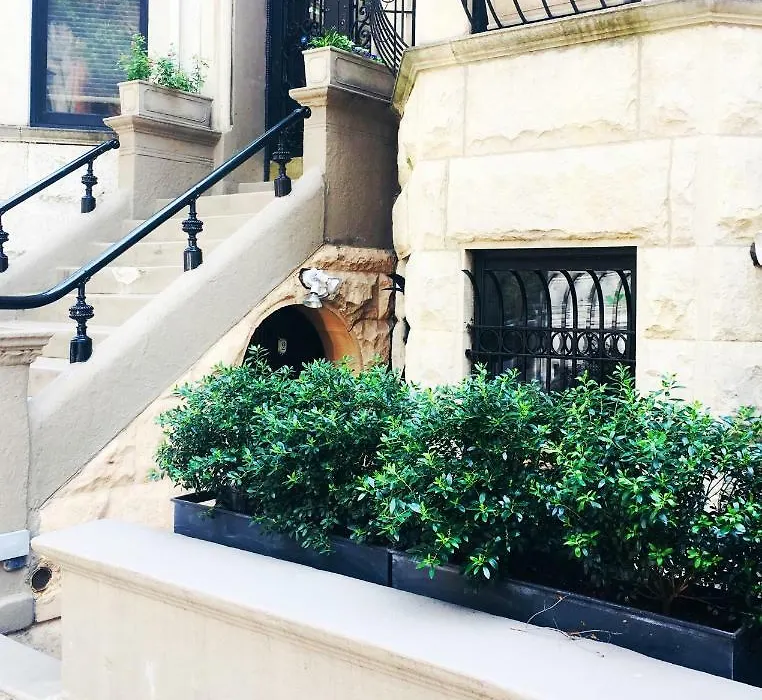 2-Bedroom In Upper West Side, Private Entrance-1
