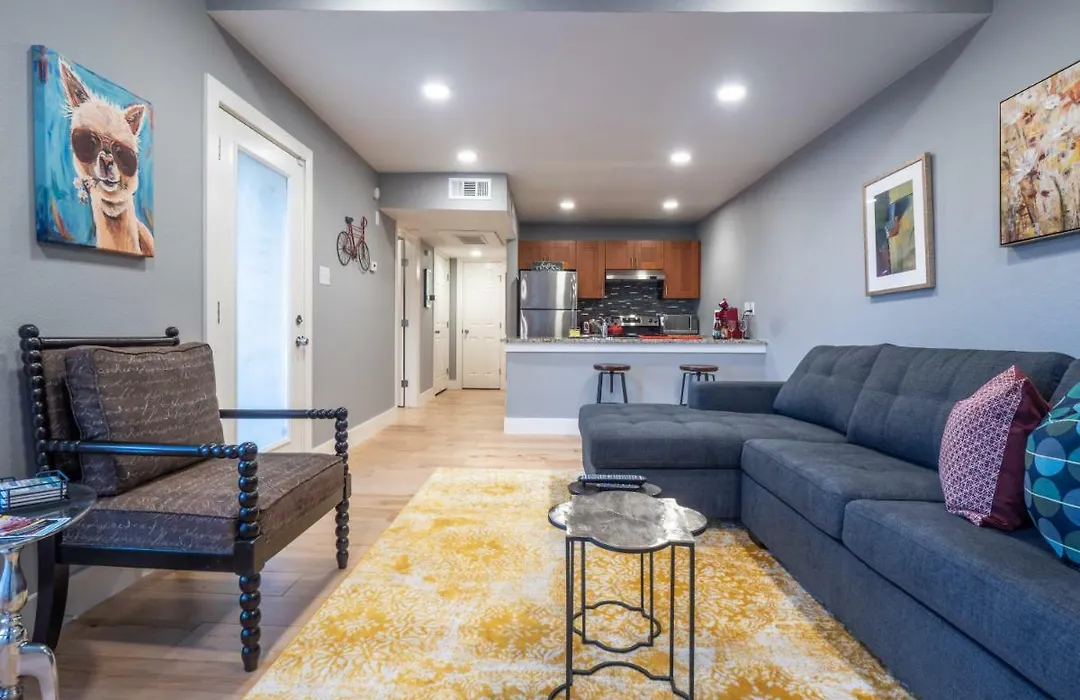 Verandas At Uptown-1