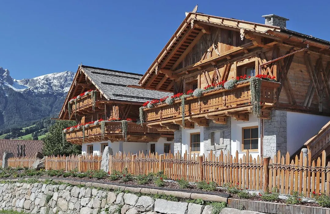 Chalet Piz da Peres-1