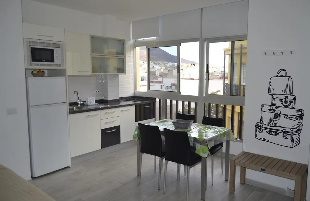 Vivienda Vacacional AP Las Canteras-1