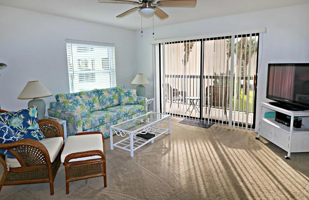 Ocean Village Club F22-1