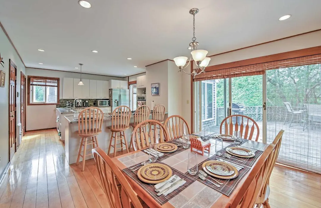 Walk To Beach! Hyannis Family Haven W/ Deck-1