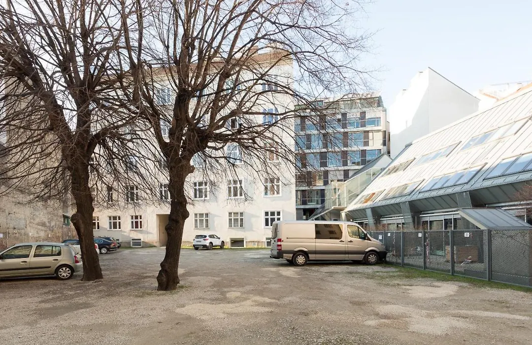 Margareten Long Stay Apartments-1