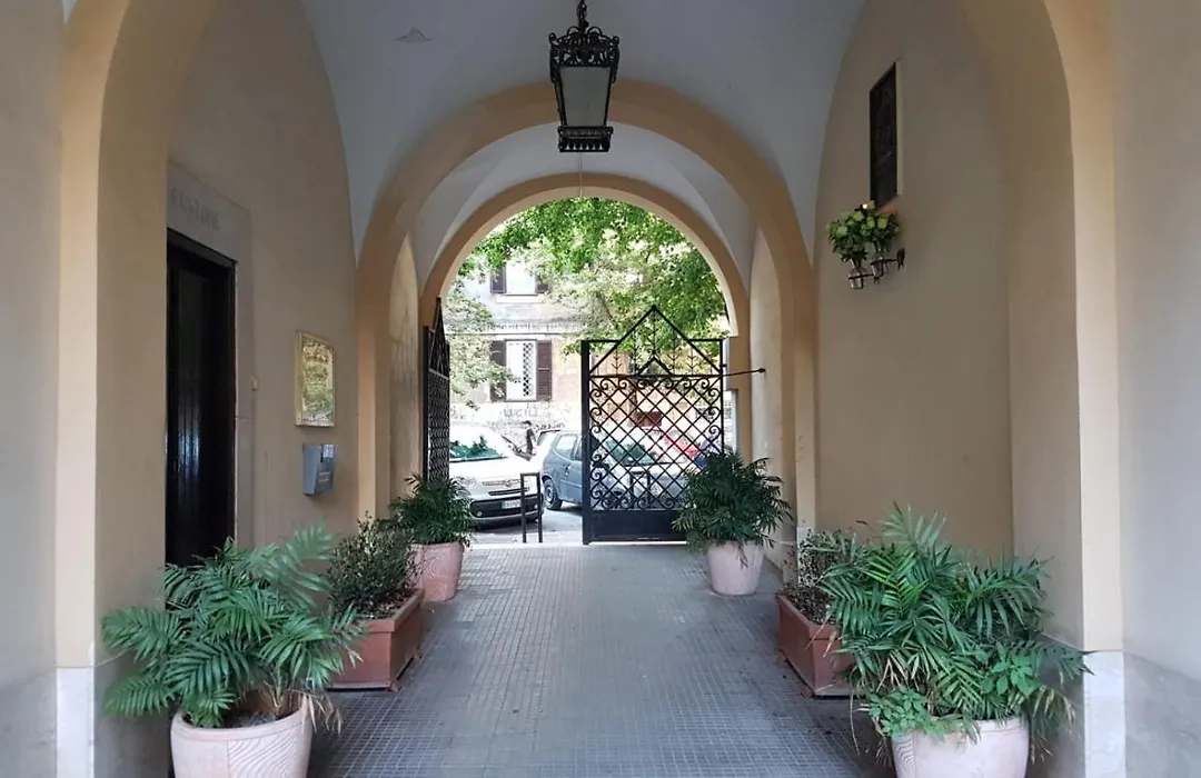 Ave Cesare-1