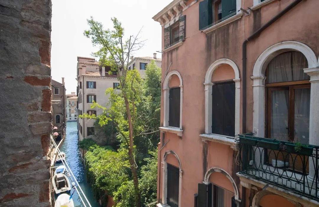 San Polo Canal View Apartments By Wonderful Italy-1