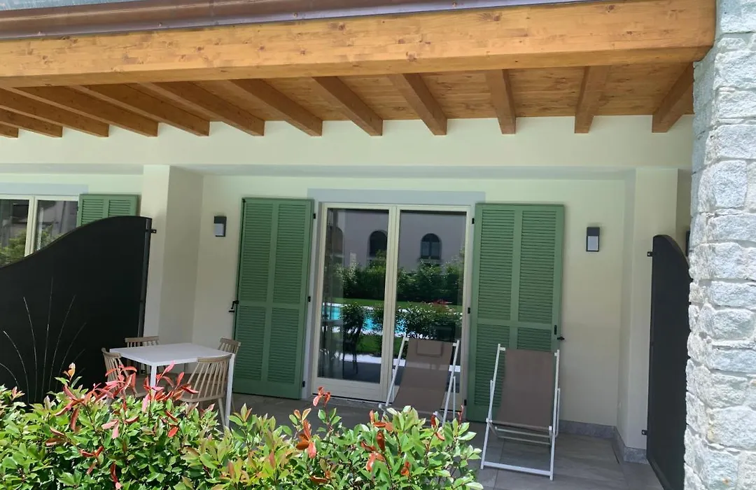 House & Pool-1