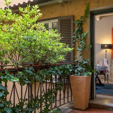 The Inn Apartments Spagna By The Goodnight Company-3