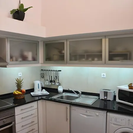 Chiado/Carmo Apartment-3