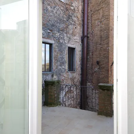 Vannucci House-2