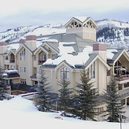 Strawberry Park True Ski In Ski Out By Vail Realty-2