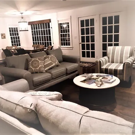 9 Green Hollow Road-2
