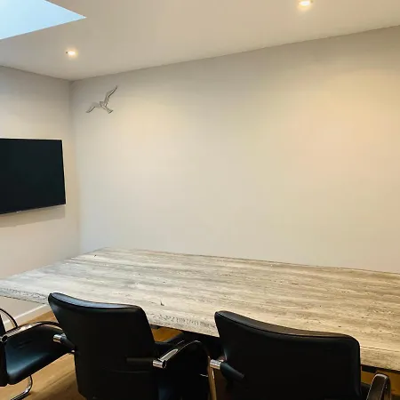 City Maritim Rooms-3