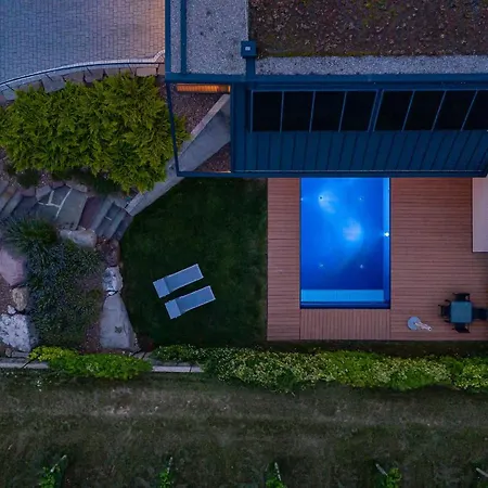 Villa Pernstich - Modern Apartments-3