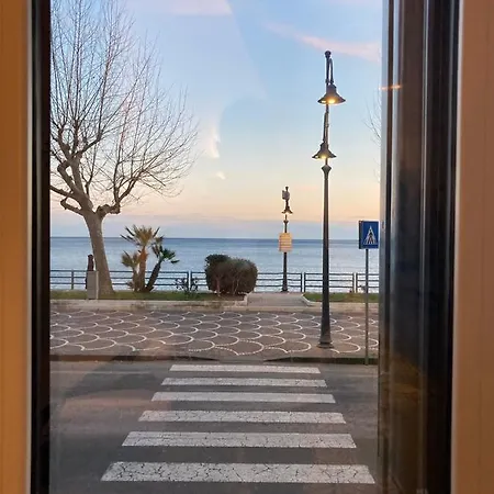 Una Finestra sul Mare-3