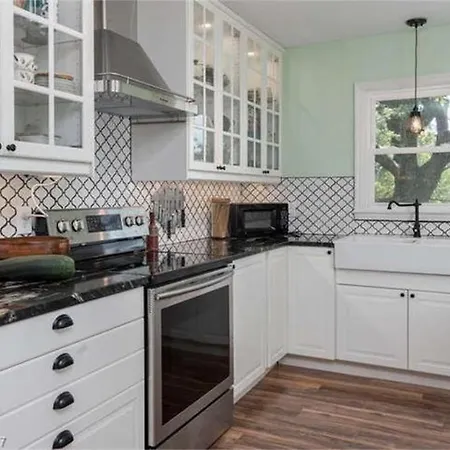 Cozy Convenience, Private Home 5Mins To Biltmore-2