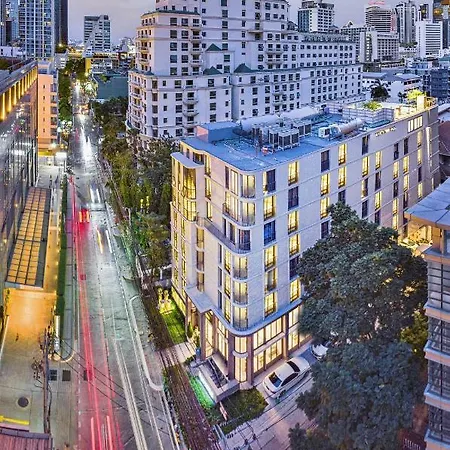 The Quarter Ploenchit By Uhg-2