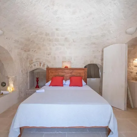 Tenuta Trullo Pietra Bianca-2