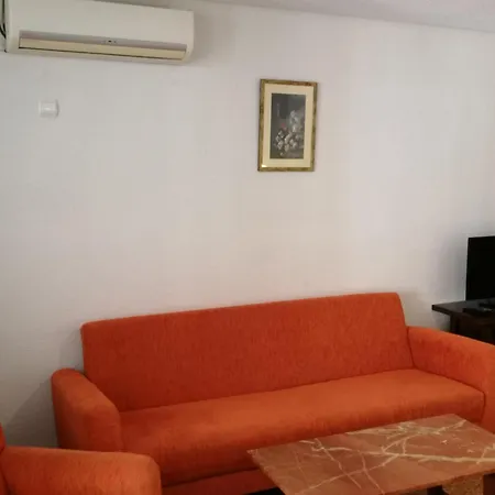 Apartamentos la Nogalera-2